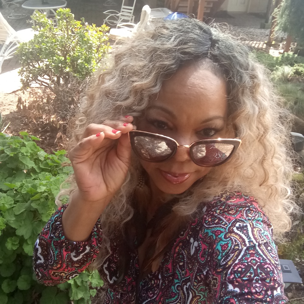 Meet your Posher, Jacqueline